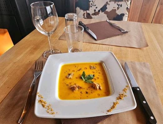 Le Bistrot Larzac - restaurant LA VACQUERIE-ET-SAINT-MARTIN-DE-CASTRIES - Restaurant La Vacquerie